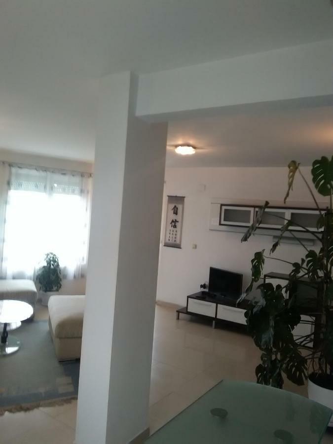 2 Rooms Apartment Plovdiv Kichuk Paris Exterior photo